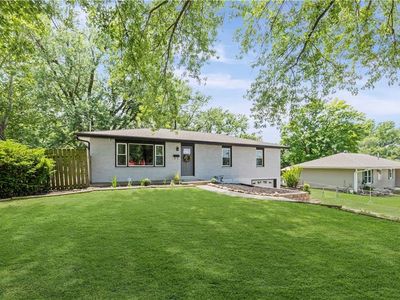 Property at 13101 NW Porter Rd, Parkville, MO
