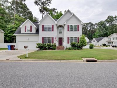 541 Lake Crest Dr