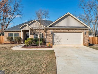 102 McEwen Ct