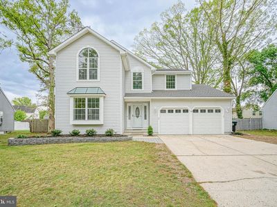 18 Brearly Dr