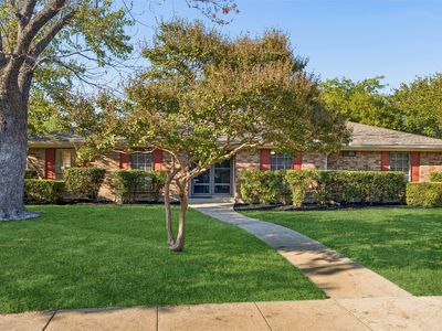 2015 Scarlet Oak Dr