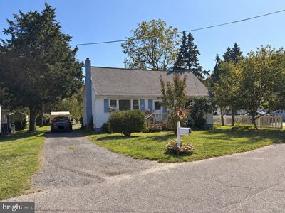 79 Railroad Ave
