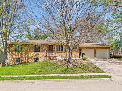 Property at 2520 Potomac Dr, Iowa City, IA