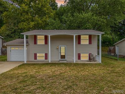 Property at 510 Keeney Dr, Saint Charles, MO