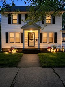 14 Castle St