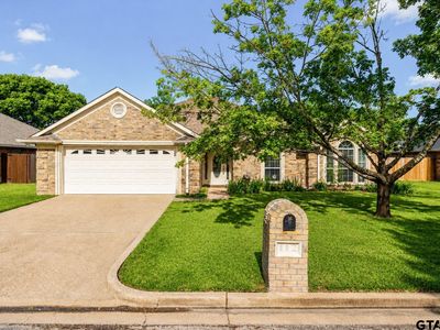 112 Amanda Ct