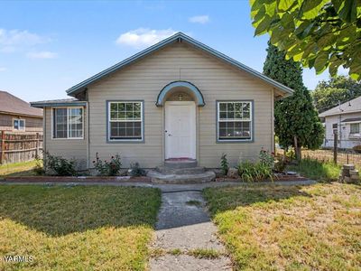 1113 Kearney Ave
