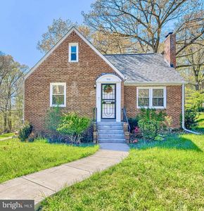 9110 Autoville Dr