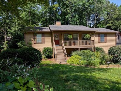 Property at 4470 S Springwood Dr SW, Smyrna, GA