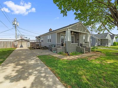 35 Colonial Ct