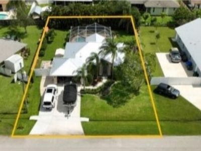 5822 NW Begonia Avenue