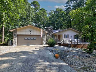 15 Del Camino Ln
