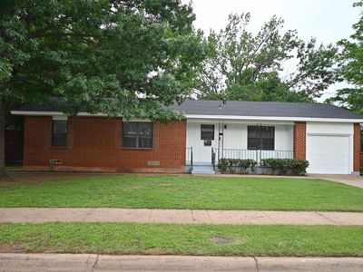 5040 Lindale Dr