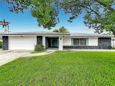 2425 Lauderdale Ct