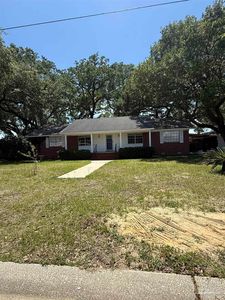 6107 Confederate Dr