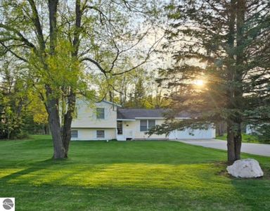 3730 Driftwood Dr