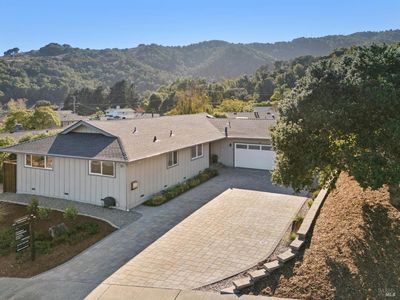 51 Briarwood Drive