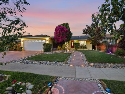 2472 Melville Way