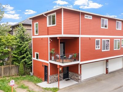 7109 Rainier Drive #G