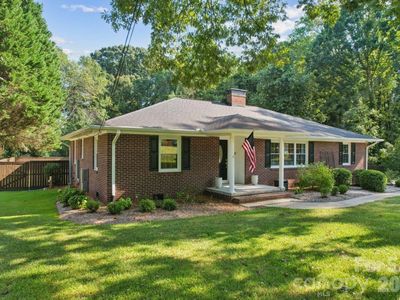 1729 Lumpkin Cir