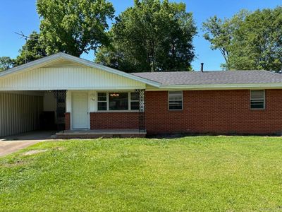 128 Cloverdale Blvd