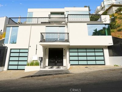 1941 Curson Pl