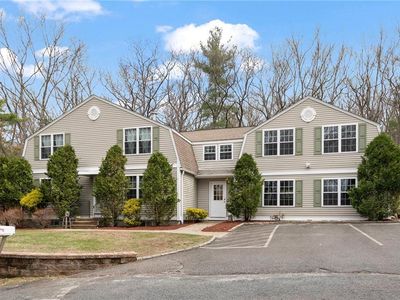 Property at 52 Lincoln St, Smithfield, RI