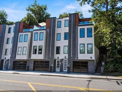 367 Park Ave