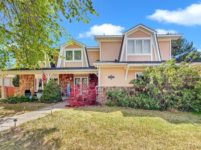 6 Hastings Dr