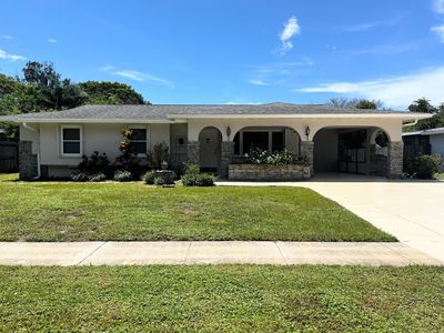 330 NE SOLIDA Drive
