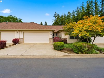 Property at 383 NE Fircrest Pl, McMinnville, OR