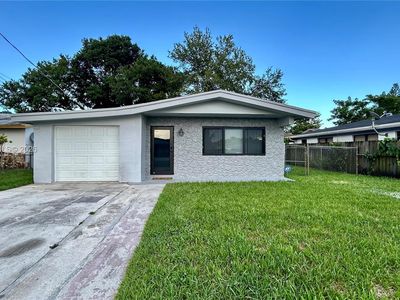 230 NW 8th Ave