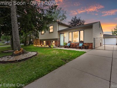 Property at 30374 Torry Ave, Flat Rock, MI