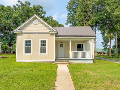 1624 Mecklenburg Ave