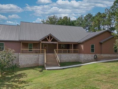 121 County Road 470