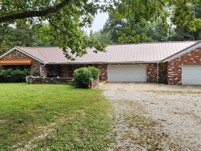 6048 E Us Highway 36