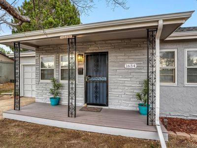 1634 S Newton Street