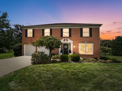 9899 Cedar Knoll Dr