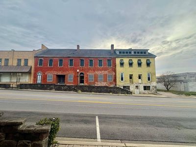 Property at 104 S Main St, Greensburg, KY