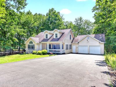5120 Braintree Dr