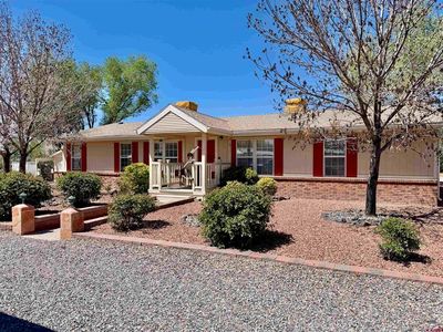 10469 Highway 65