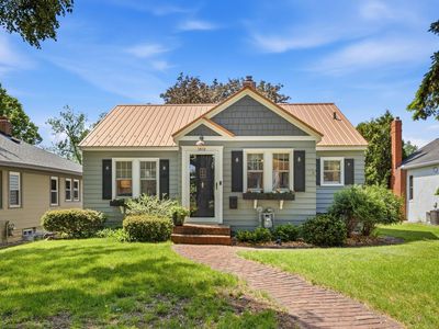 1512 Eleanor Ave