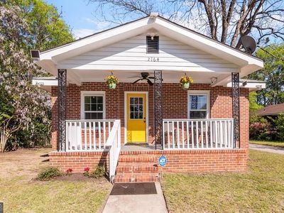 2164 Monroe Ave
