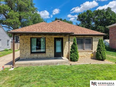 1926 S Cotner Blvd