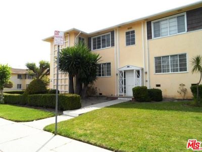 4048 Abourne Rd APT C