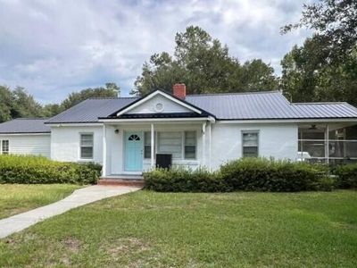 24 Finch Dr
