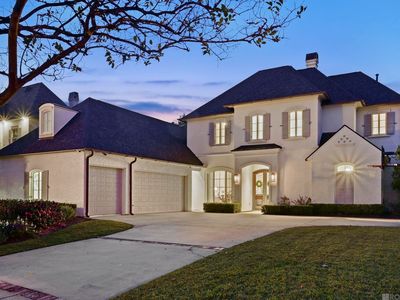 18663 Santa Maria Dr