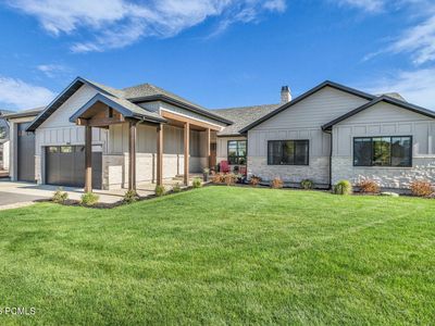 943 Hart Loop