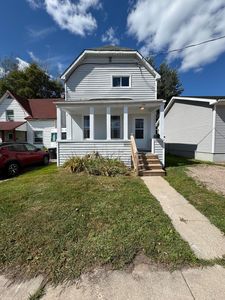 748 Kimball St
