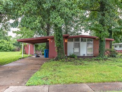 6563 January Ave
